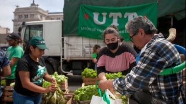 Hay otro campo: realizan un verdurazo solidario contra el ajuste