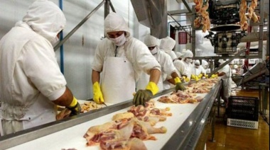 La Federación de la Carne aceptó un aumento del 30% en plantas avícolas
