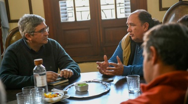 Javier Rodríguez recorrió Lobos y dialogó con productores locales
