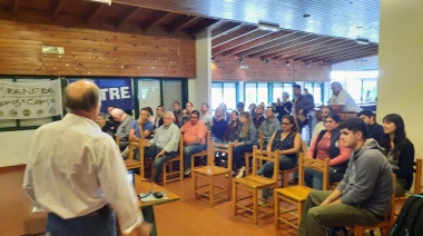Magdalena: trabajadores rurales se capacitaron en Producción Lechera