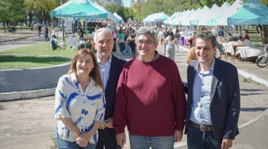 El intendente Julio Alak participó de la inauguración del Mercado Bonaerense con mujeres productoras