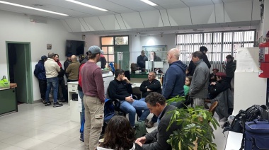 Villarino: productores tomaron la sede de CORFO y apuntan contra La Cámpora
