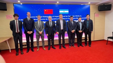 Vilella desarrolla una exitosa gira oficial y avanzó en la agenda con China