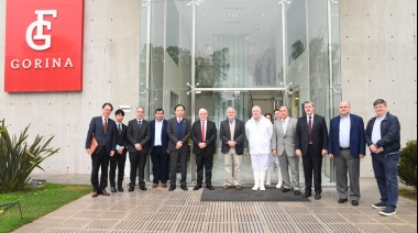 La Plata: Vilella y una delegación japonesa recorrieron el frigorífico Gorina
