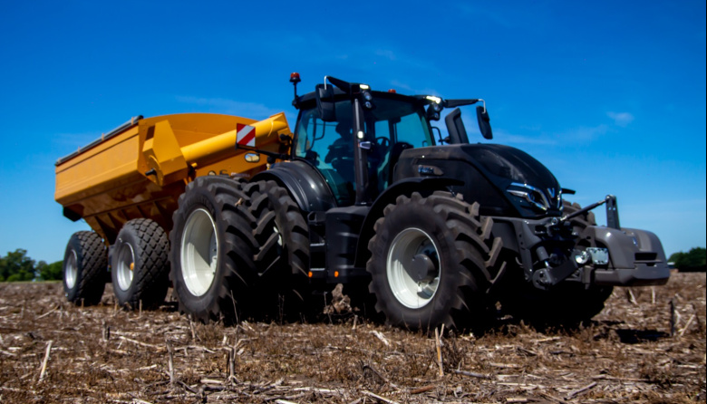 Valtra lanzó la Serie Q de tractores de alta potencia para agricultura de gran escala
