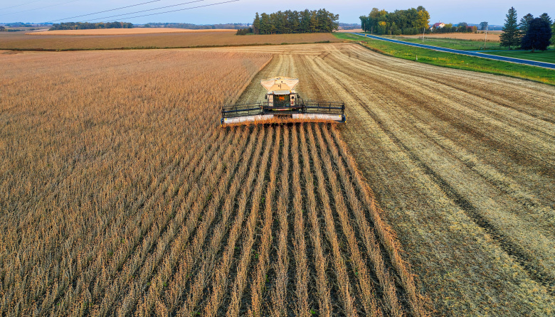 El Gobierno anunció una nueva baja en las retenciones para el campo