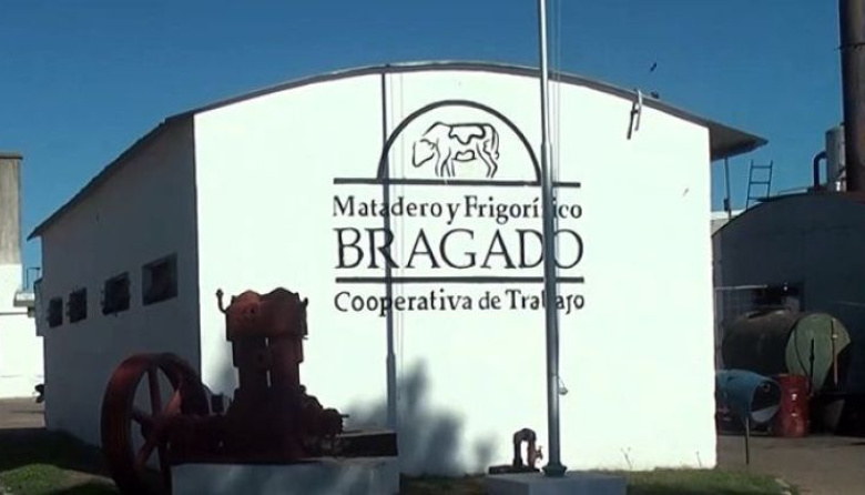 Se incendió el Frigorífico Bragado y las pérdidas fueron totales en un sector clave