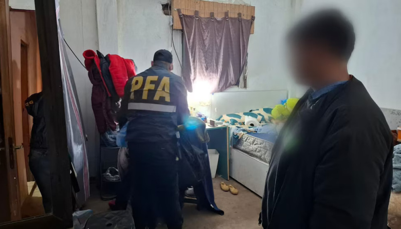 Cayó una red de trata laboral en un campo: retenían documentos y amenazaban con armas