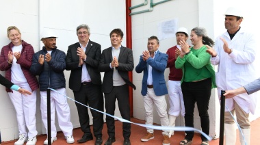 Labardén: Kicillof y Rodríguez inauguraron el nuevo frigorífico municipal
