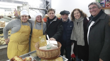 Marcos Paz: Kicillof y Rodríguez recorrieron el nuevo Mercado Bonaerense