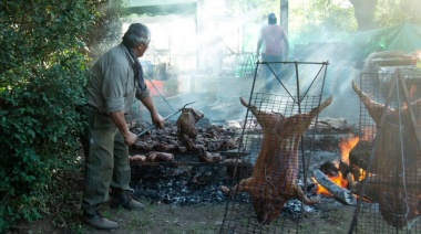 Roque Pérez celebra la Fiesta del Cerdo con una amplia agenda para Semana Santa