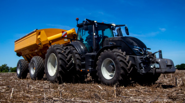 Valtra lanzó la Serie Q de tractores de alta potencia para agricultura de gran escala