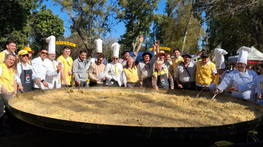 San Isidro: vecinos prepararon un omelette gigante para promocionar el huevo