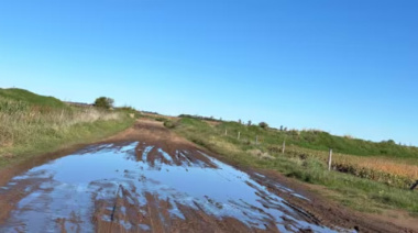 Denuncian que el municipio de Arrecifes gastó $70 millones en una fiesta mientras los caminos rurales siguen intransitables