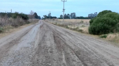 Productores y vecinos exigen arreglos urgentes en los caminos rurales de Sierra de los Padres