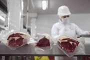 Cuota Hilton: distribuyen más de 28.000 toneladas de carne de alta calidad para exportar a la Unión Europea