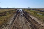 Conflicto entre productores y el intendente Waldemar Giordano de Colón por los caminos rurales