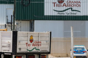 Granja Tres Arroyos paralizó su planta en Capitán Sarmiento y temen un cierre definitivo