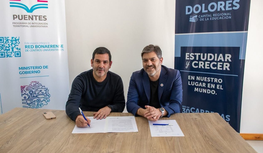 Carlos Bianco y Juan Pablo García firmaron un convenio: Dolores tendrá un nuevo centro de innovación tecnológica
